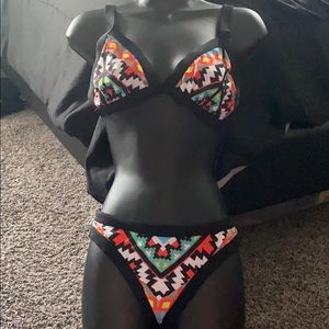 NWOT AZTEC PRINT BIKINI
